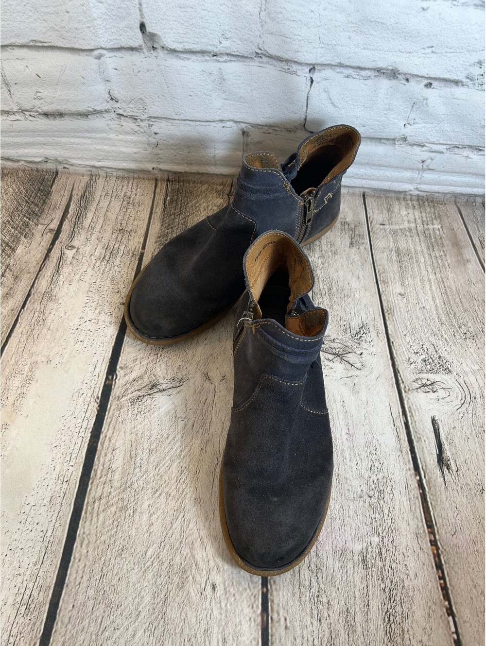 BORN Women’s Tarkiln Boots / Size: USA 8 - EUC 39